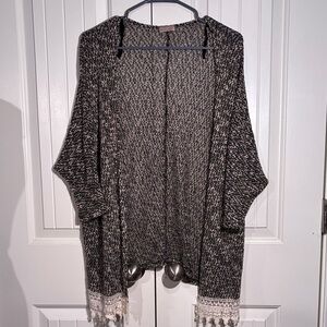 Fashion Magazine Monochrome Tassel Poncho